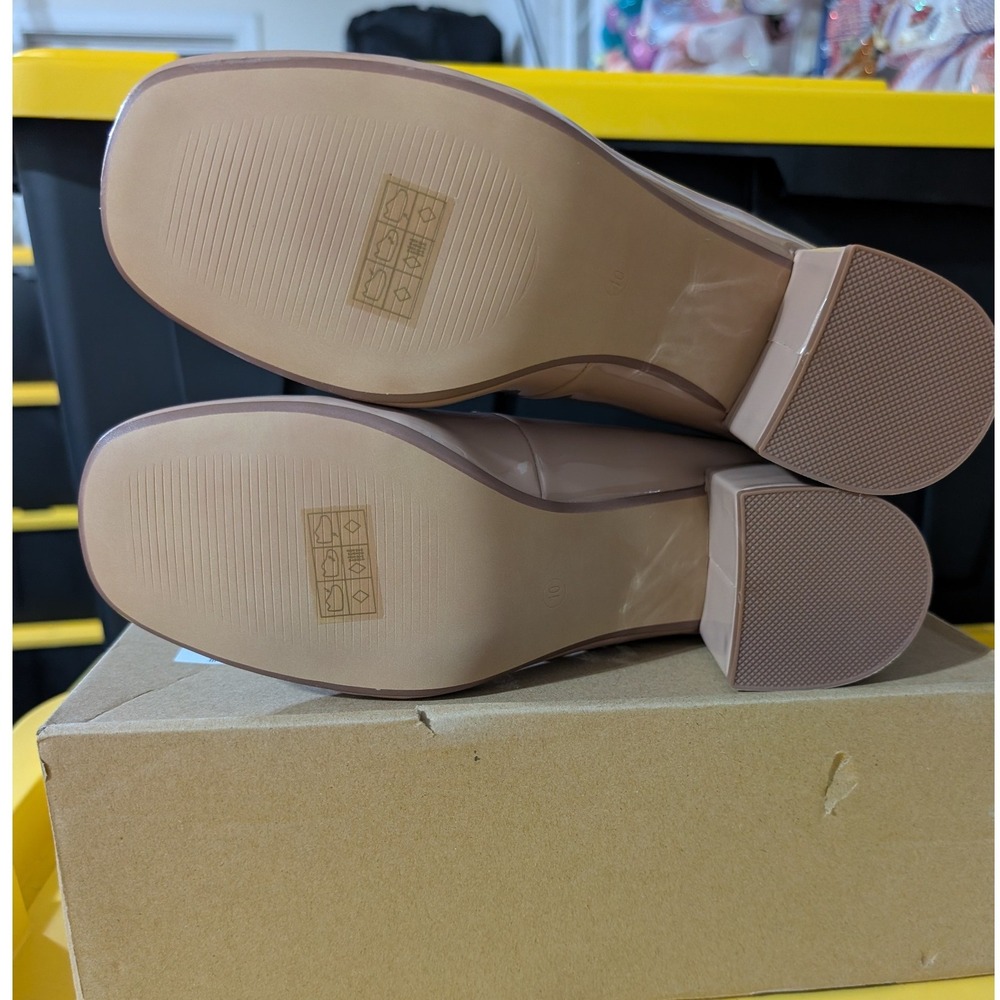 New Journee Collection Okenna Nude Patent Mary Jane Block Heel Pumps Women's 10 - Picture 6 of 6
